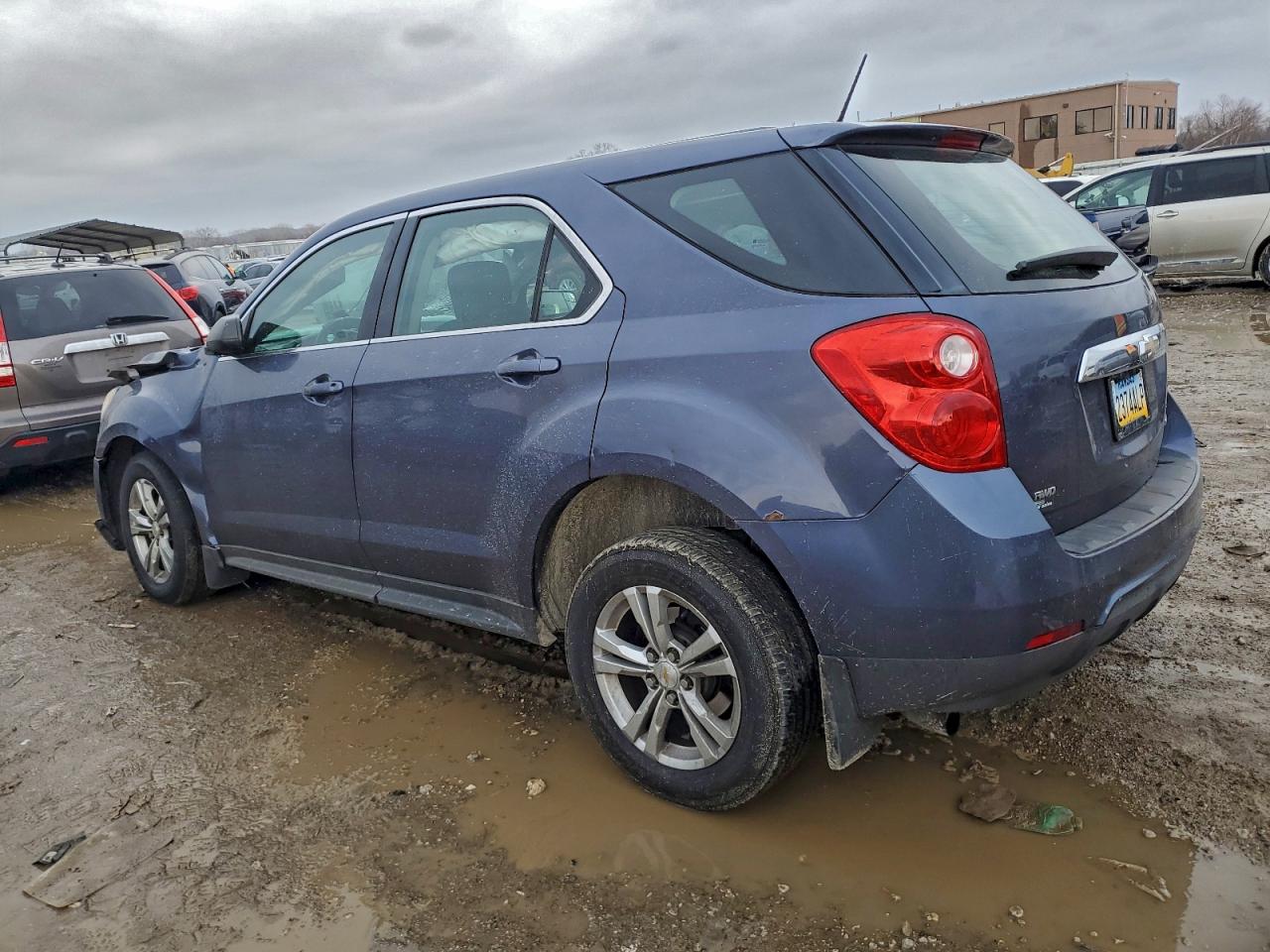 2013 CHEVROLET EQUINOX LS photo 2