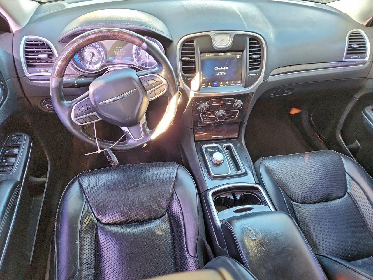 2018 CHRYSLER 300 LIMITED photo 22
