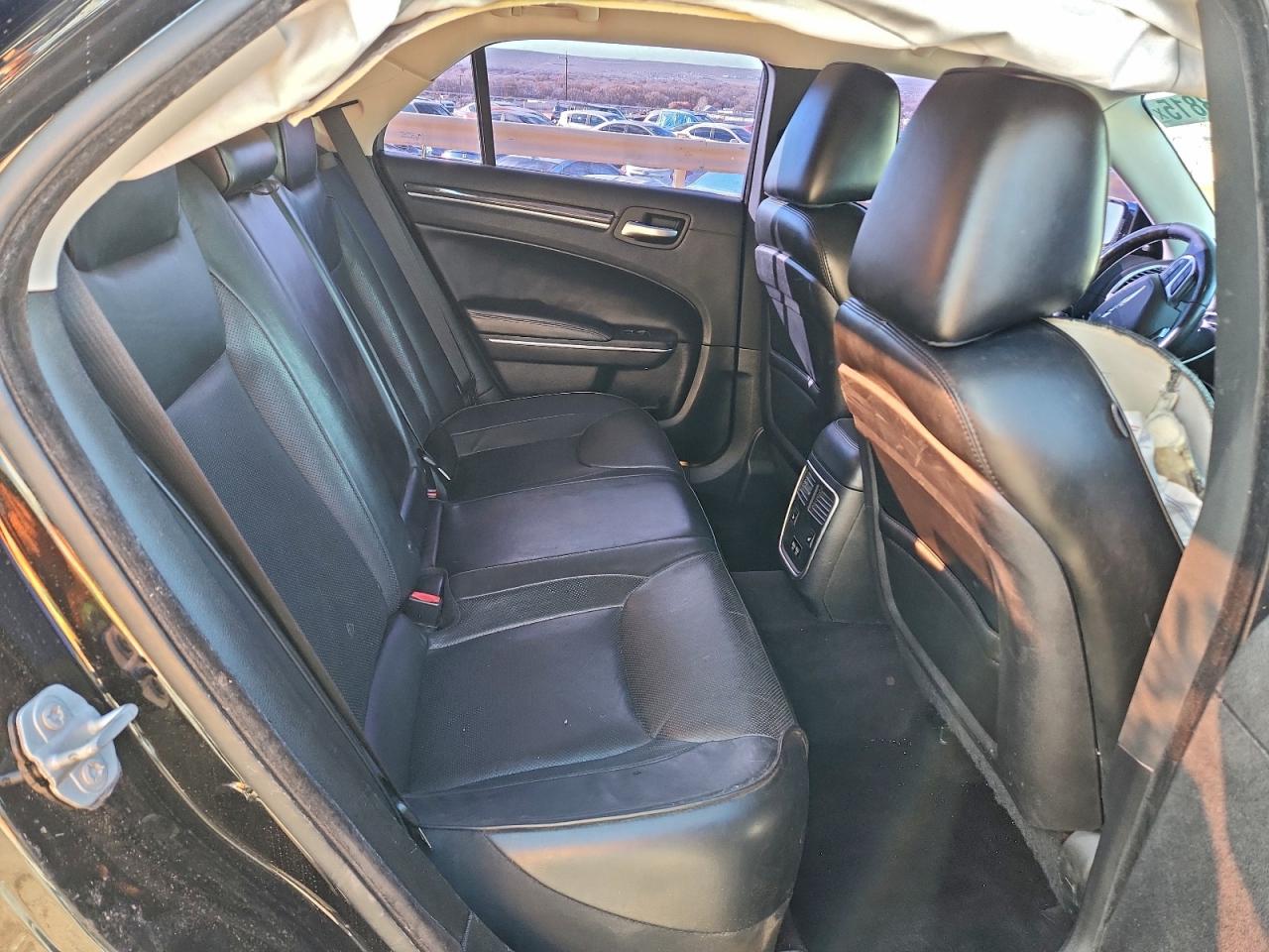 2018 CHRYSLER 300 LIMITED photo 28