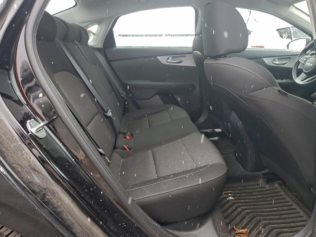 2023 KIA FORTE LX photo 28