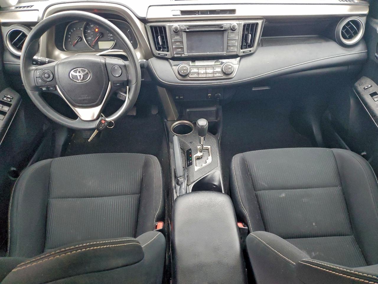 2015 TOYOTA RAV4 XLE photo 8