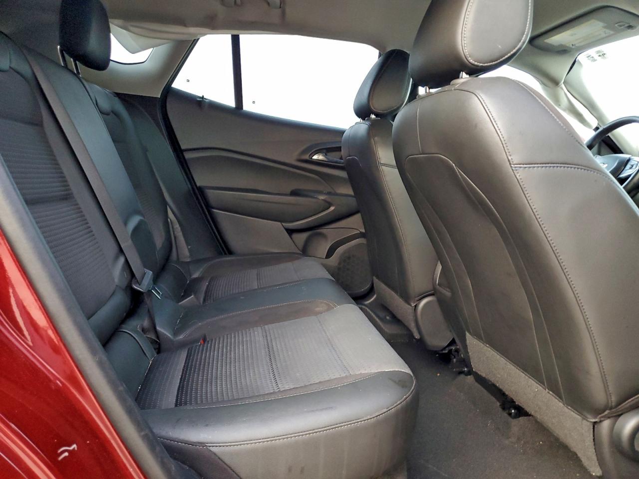 2025 CHEVROLET TRAX photo 21