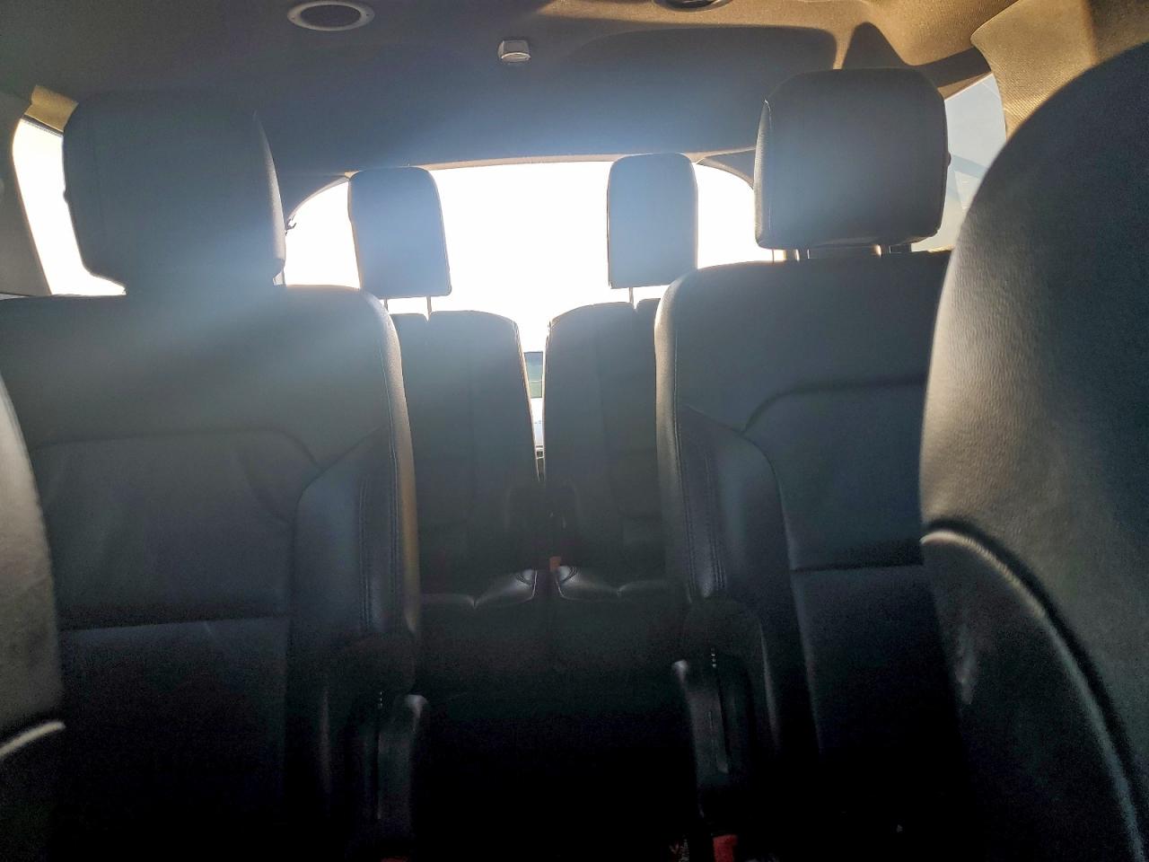 2018 FORD EXPLORER XLT photo 10