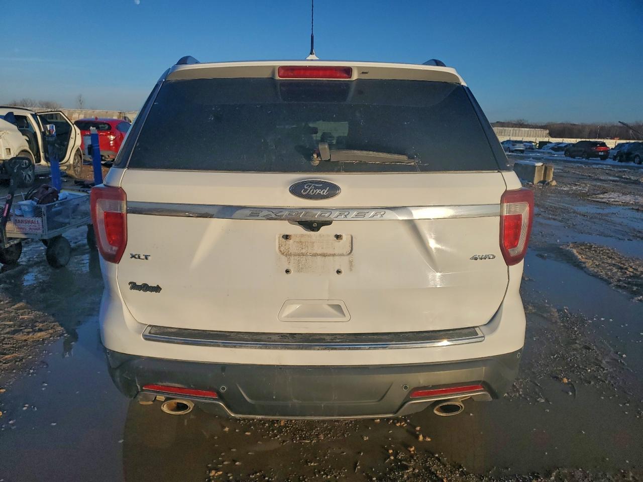 2018 FORD EXPLORER XLT photo 6