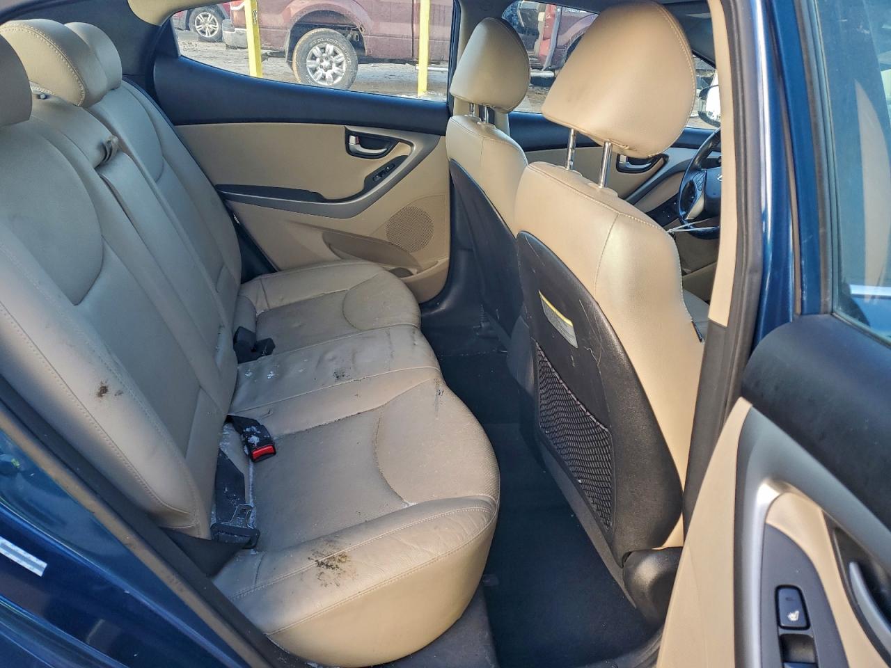 2014 HYUNDAI ELANTRA SE photo 19