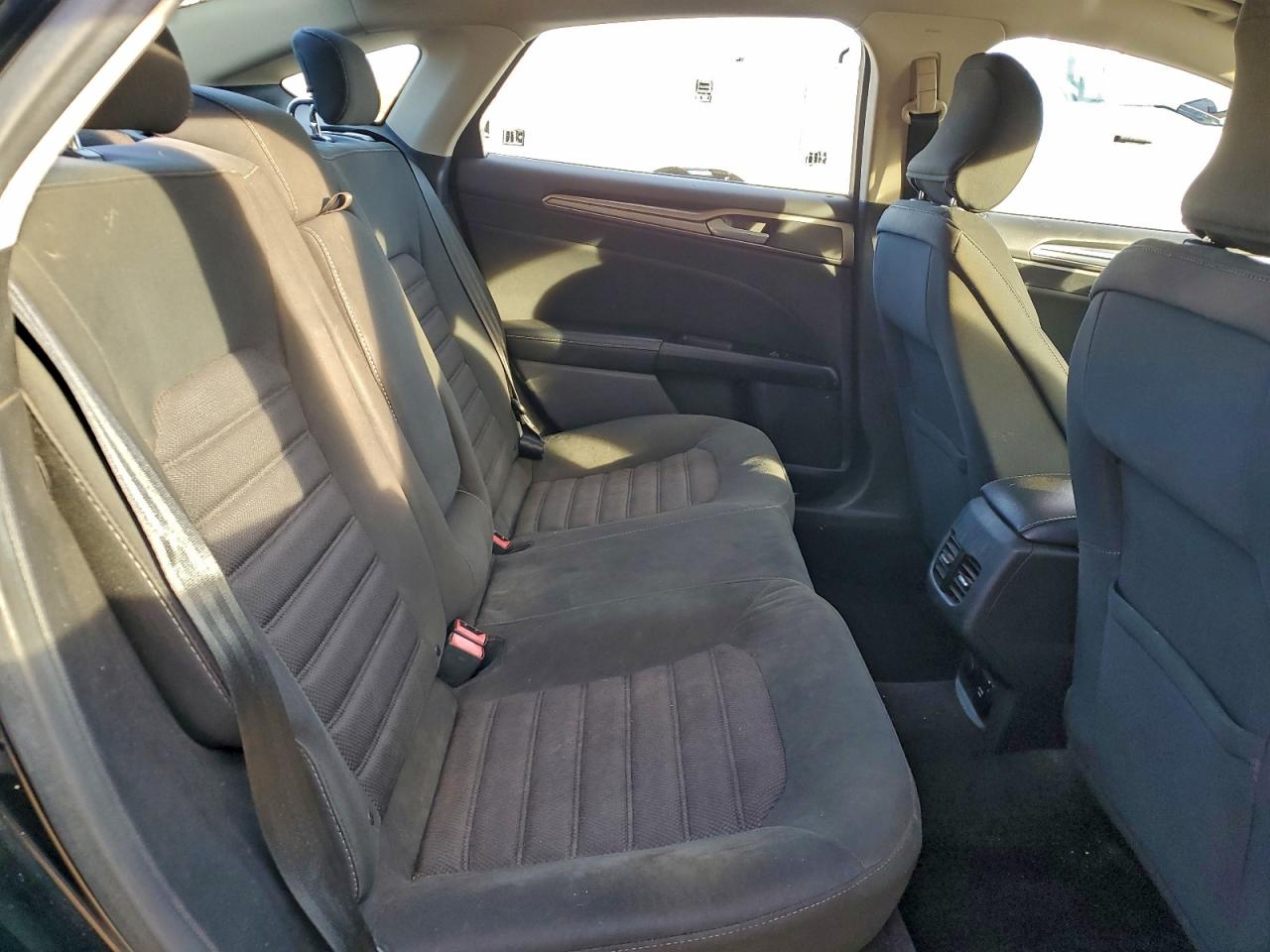 2017 FORD FUSION SE HYBRID photo 10