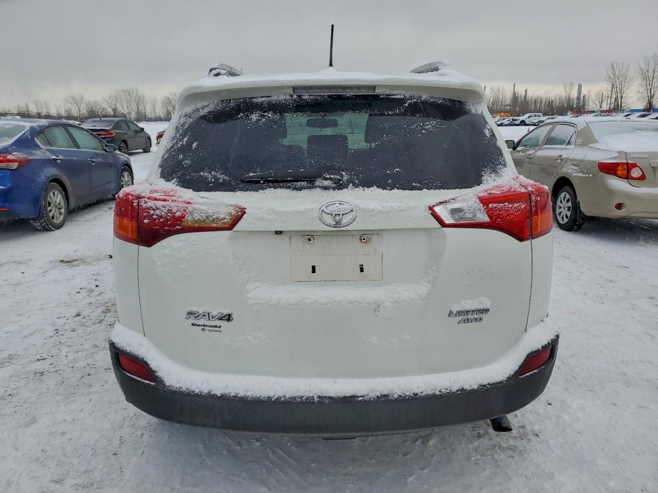 2015 TOYOTA RAV4 LIMITED photo 11