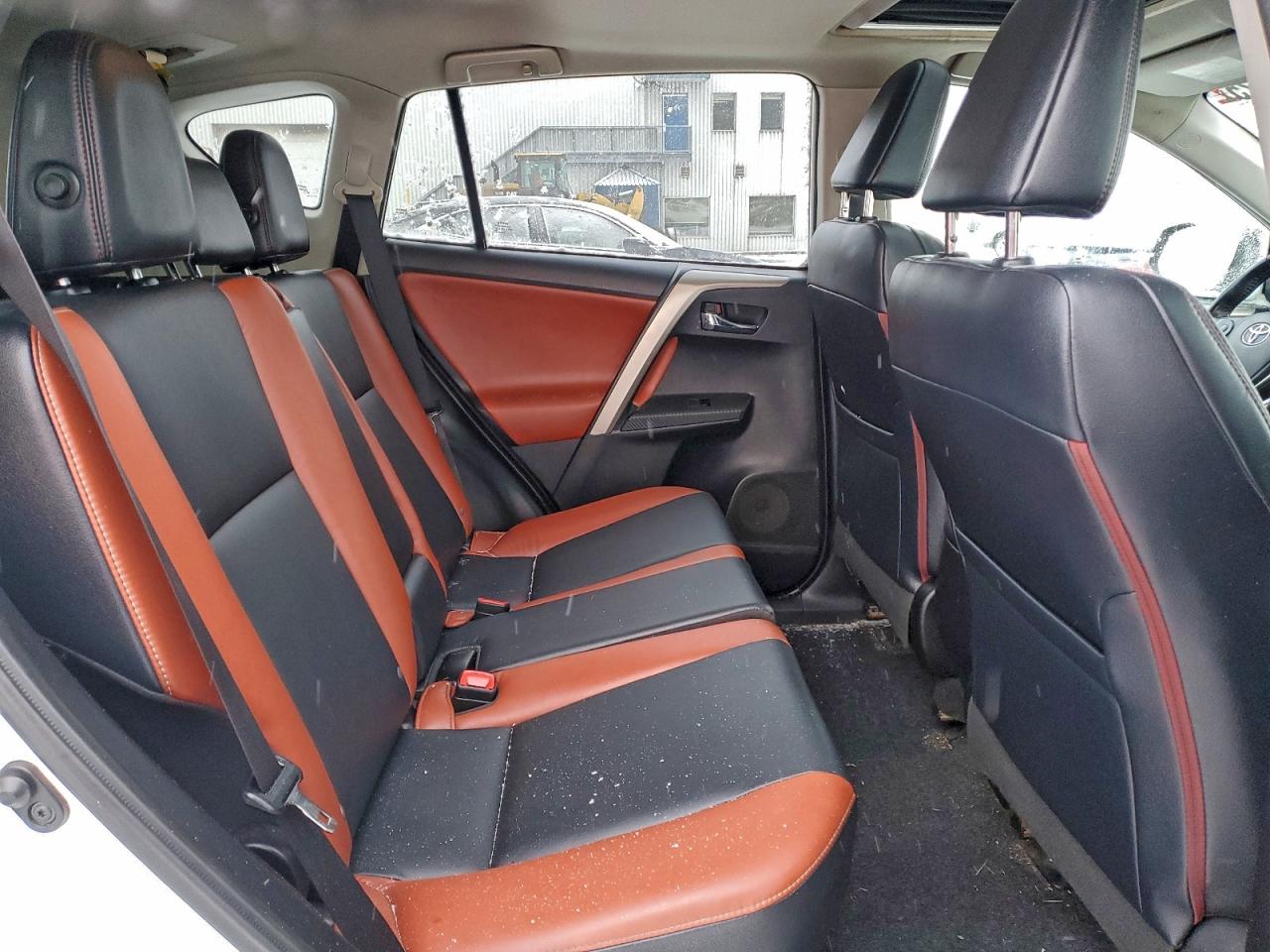 2015 TOYOTA RAV4 LIMITED photo 19