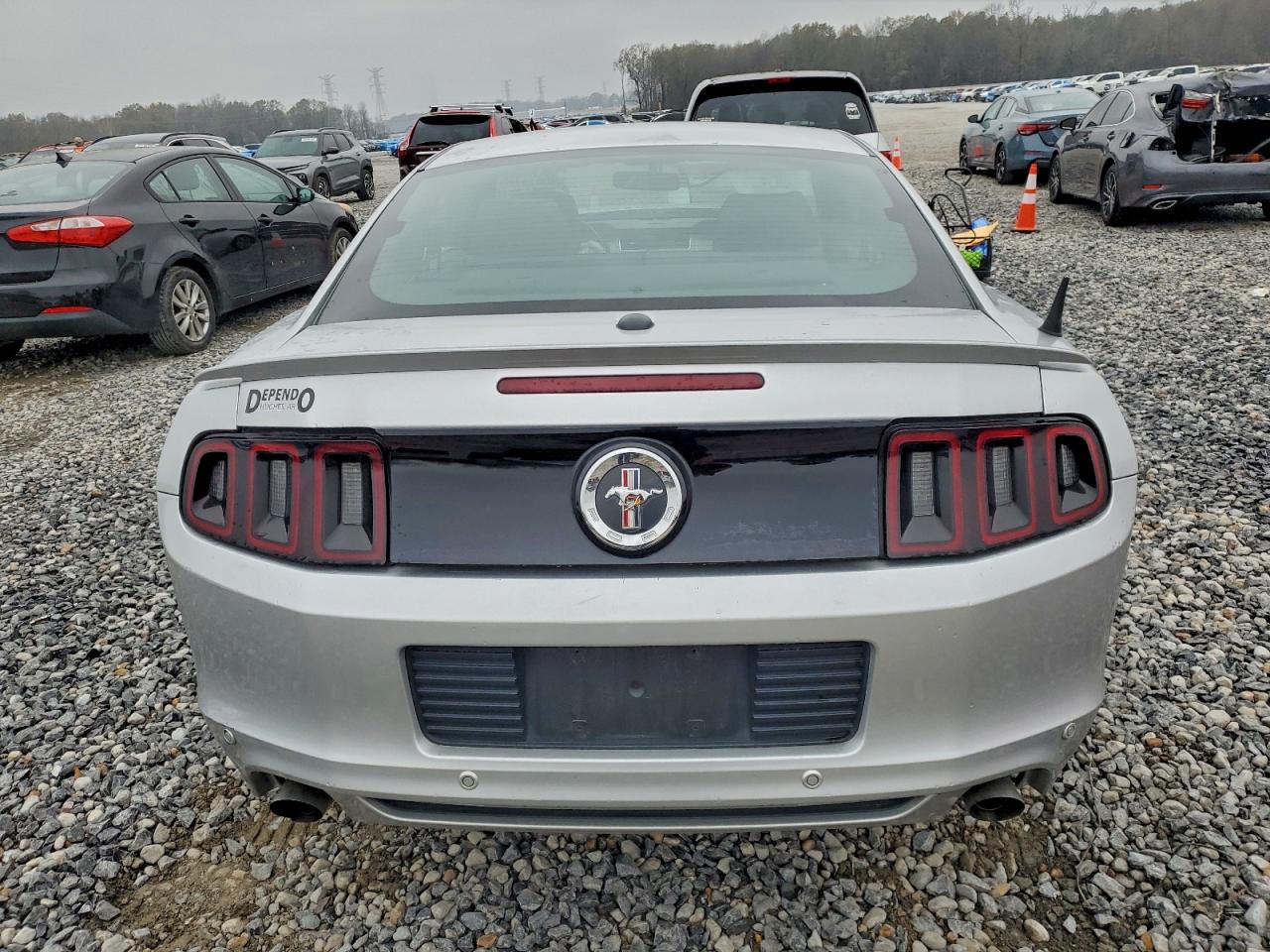 2014 FORD MUSTANG photo 6