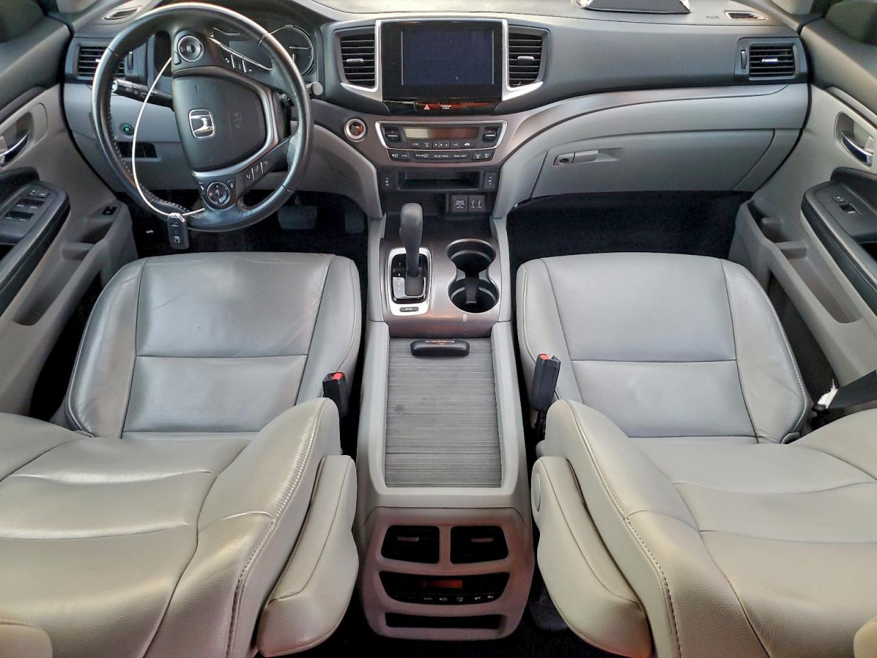 2016 HONDA PILOT EXL photo 8
