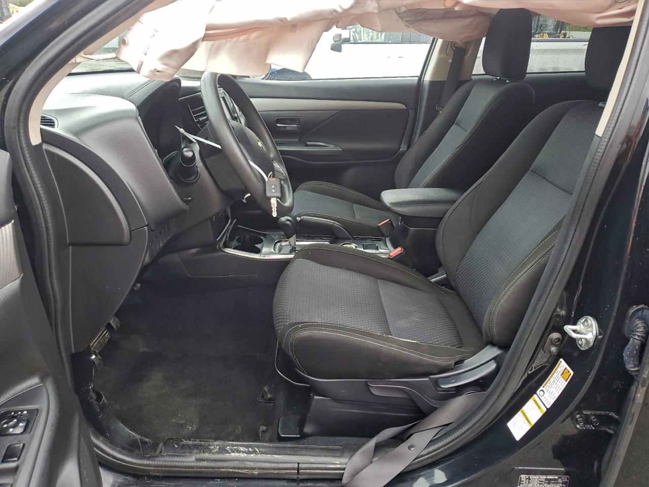 2018 MITSUBISHI OUTLANDER SE photo 7