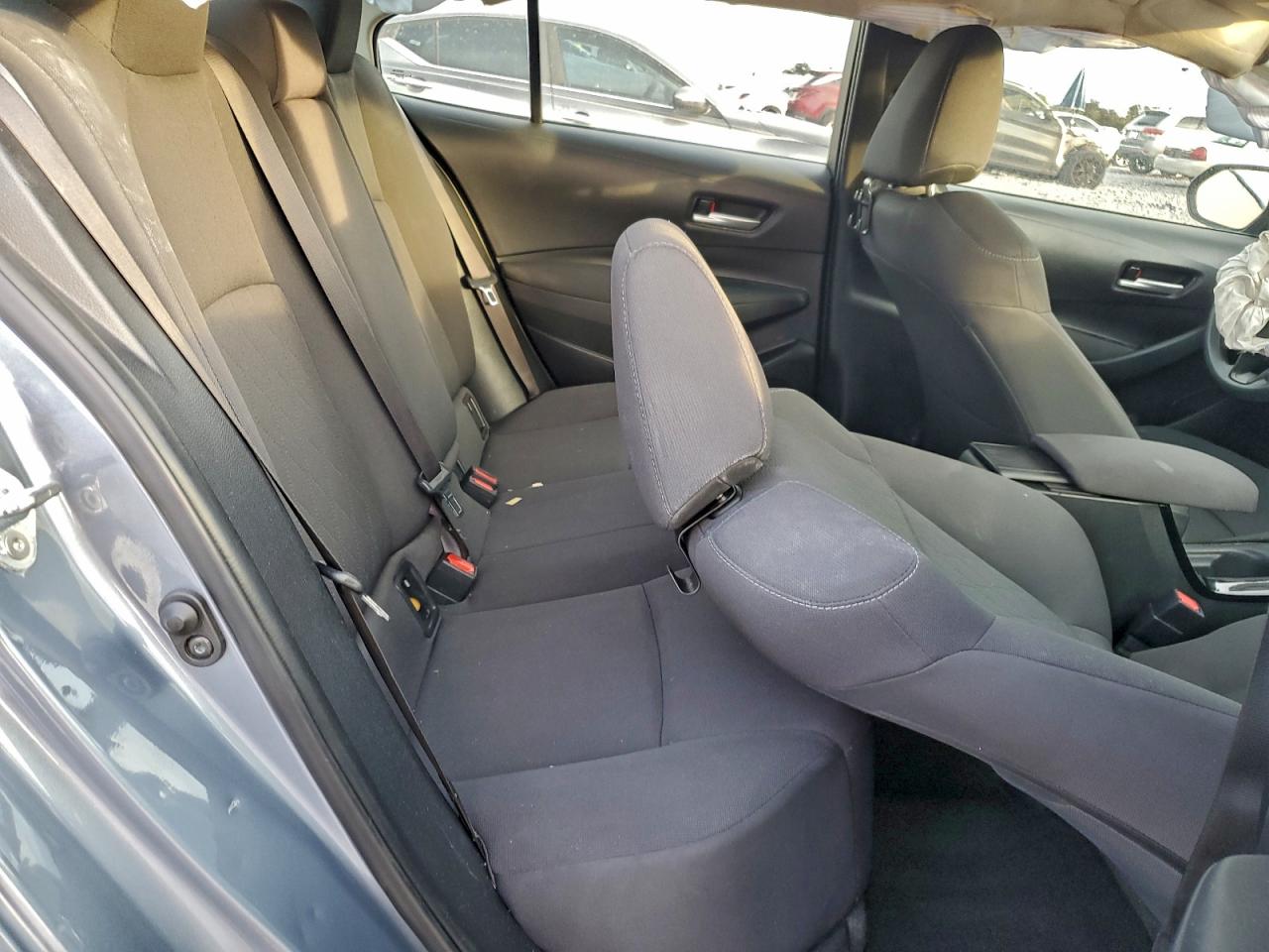 2020 TOYOTA COROLLA LE photo 19