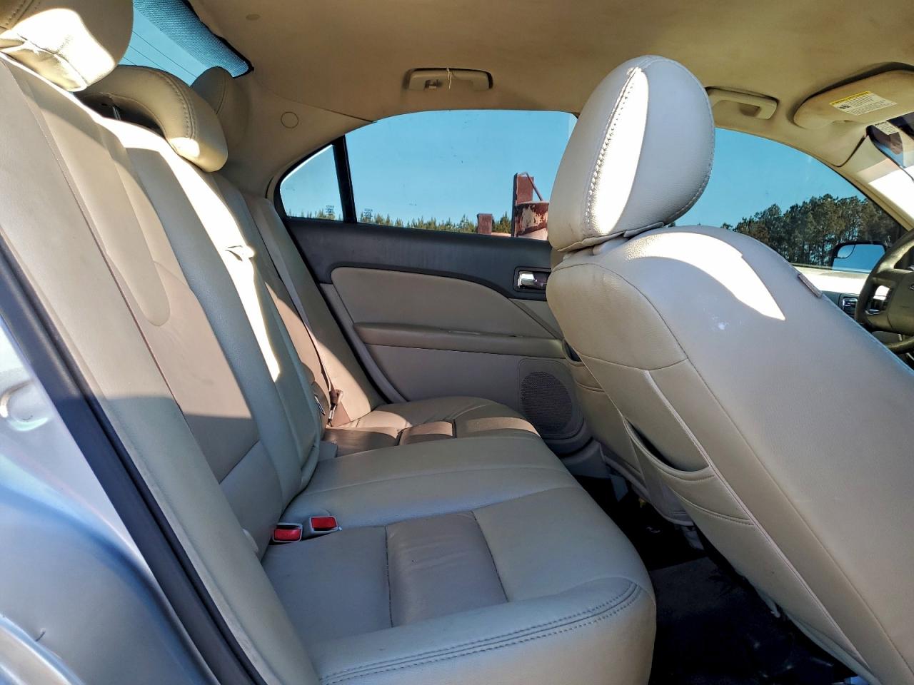 2011 FORD FUSION S photo 19