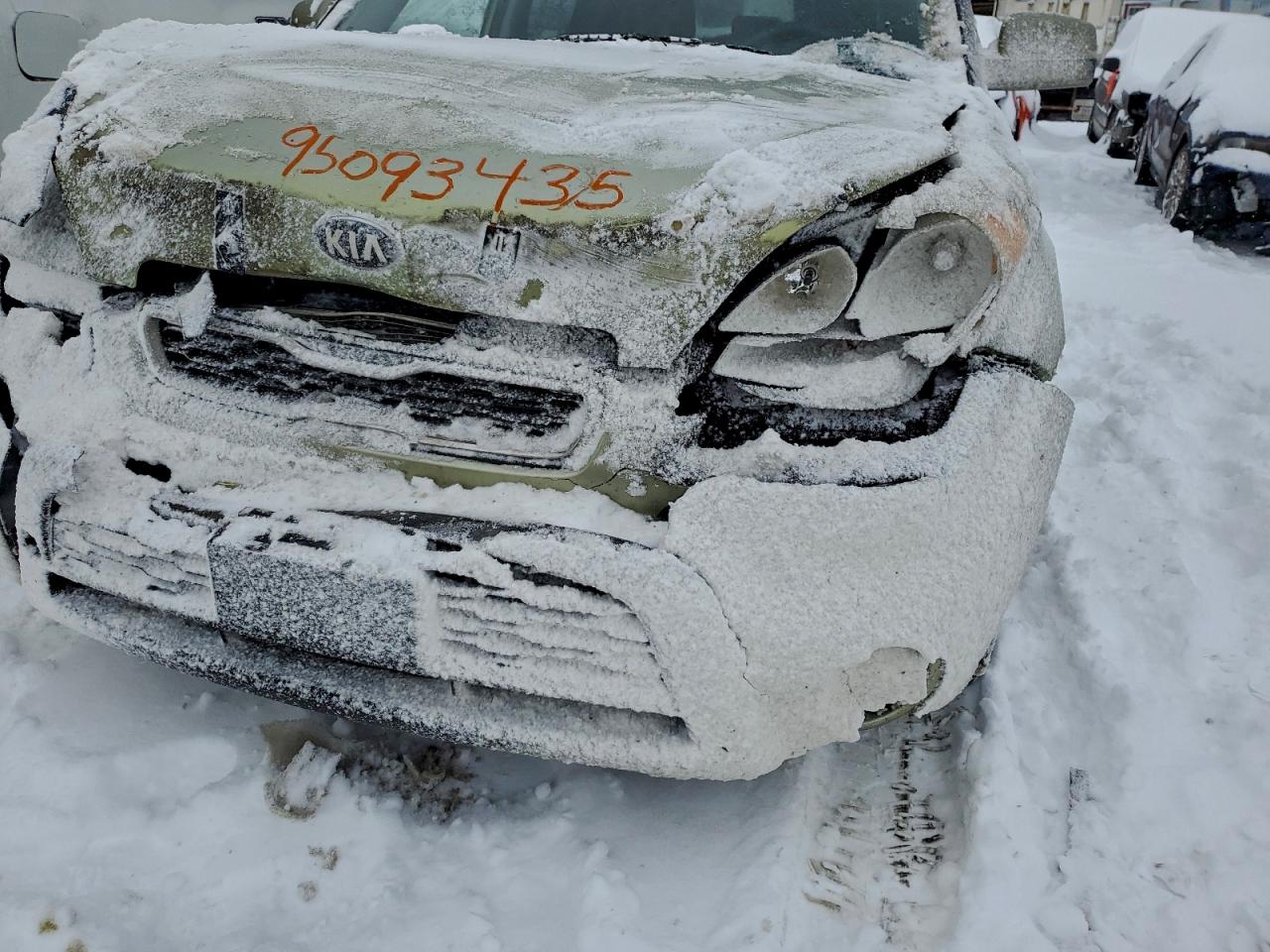 2013 KIA SOUL + photo 12