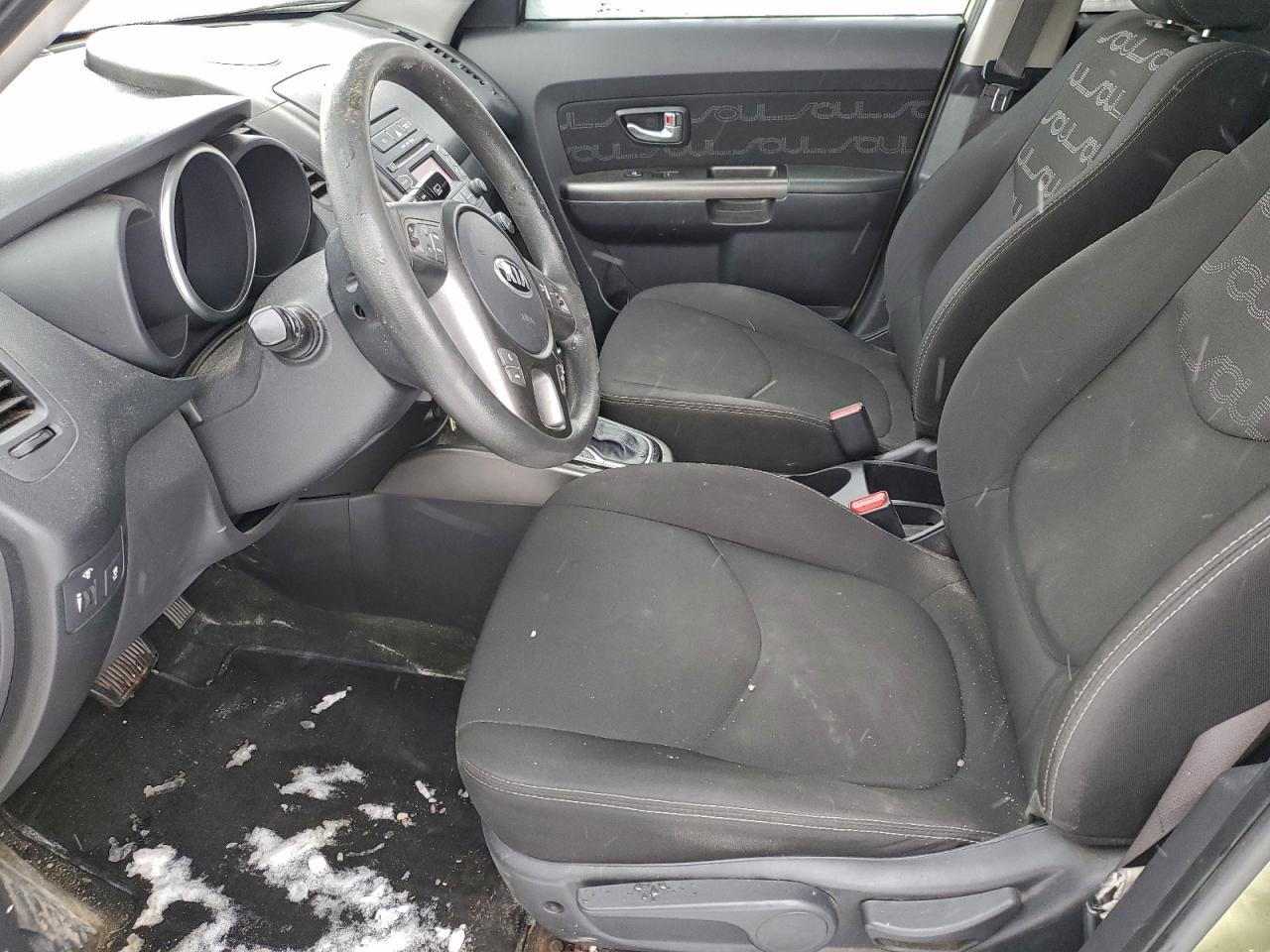 2013 KIA SOUL + photo 7