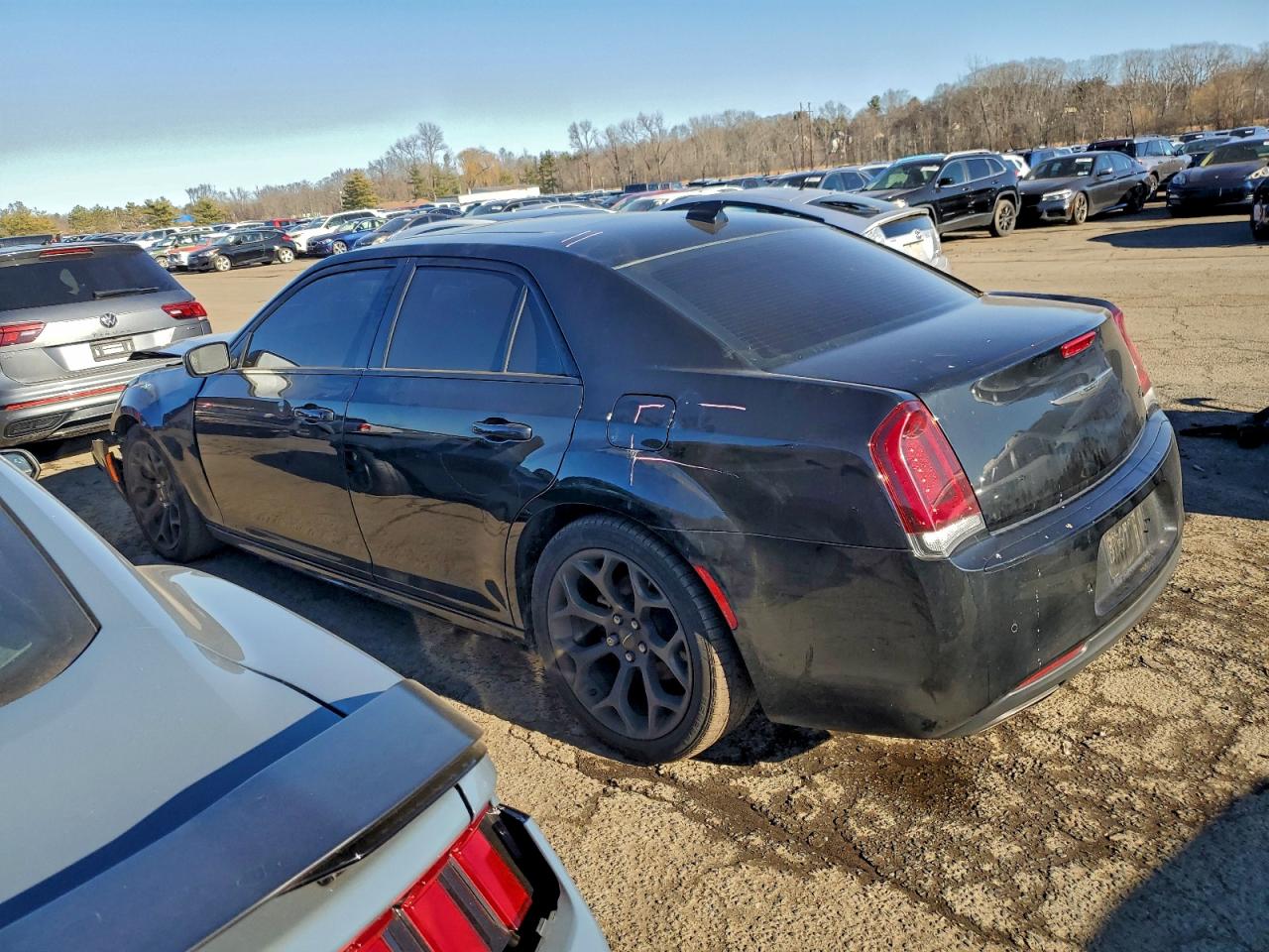2016 CHRYSLER 300 S photo 2