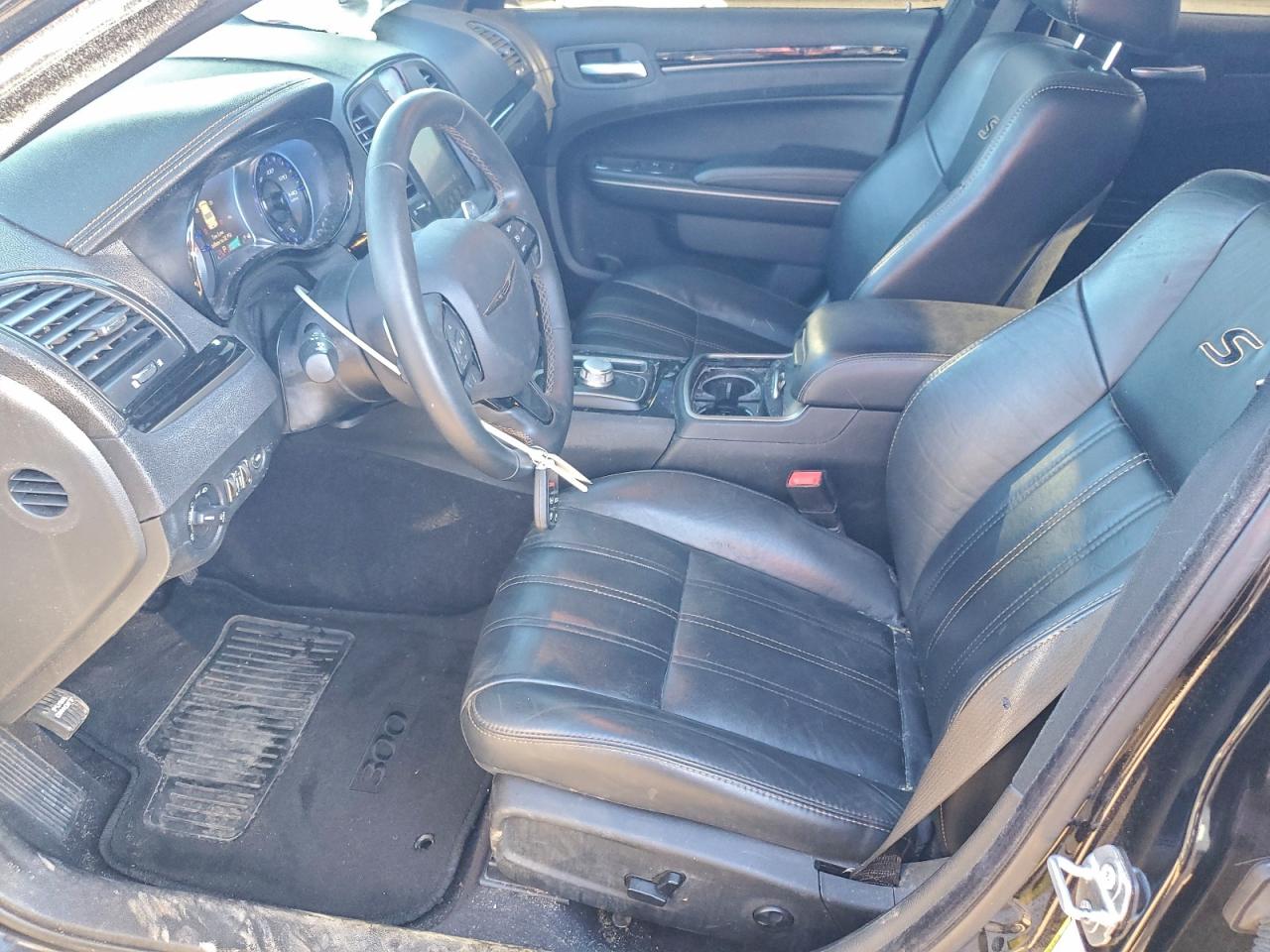 2016 CHRYSLER 300 S photo 7