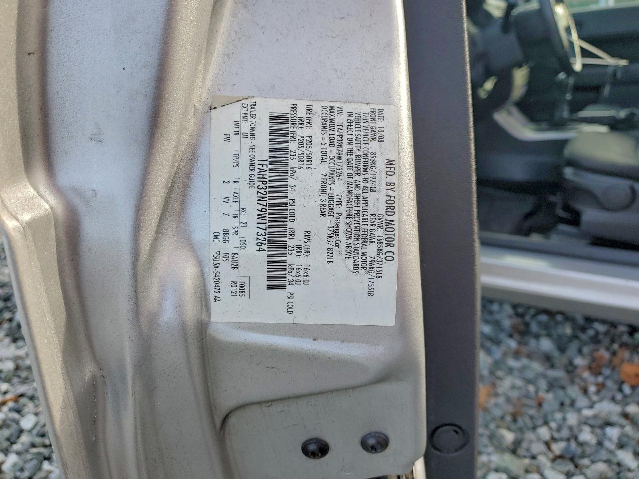 2009 FORD FOCUS SE photo 12