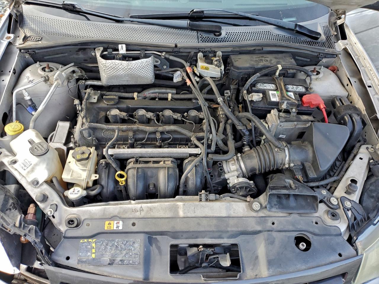2009 FORD FOCUS SE photo 11