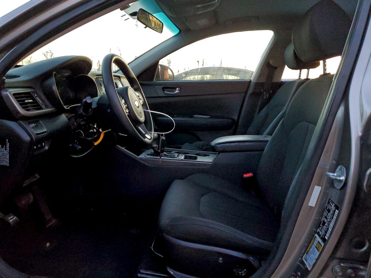 2016 KIA OPTIMA LX photo 19