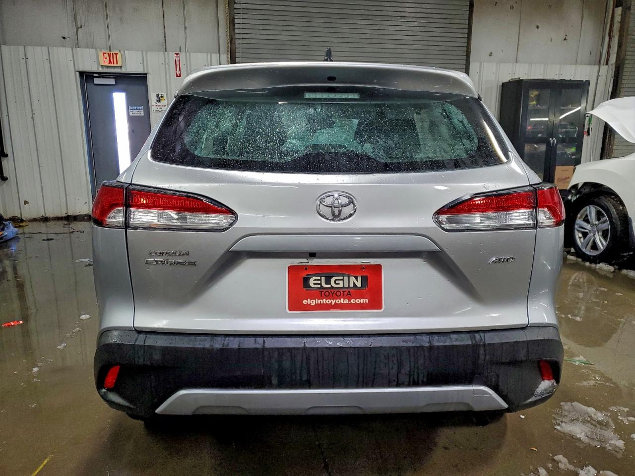 2023 TOYOTA COROLLA CROSS L photo 6