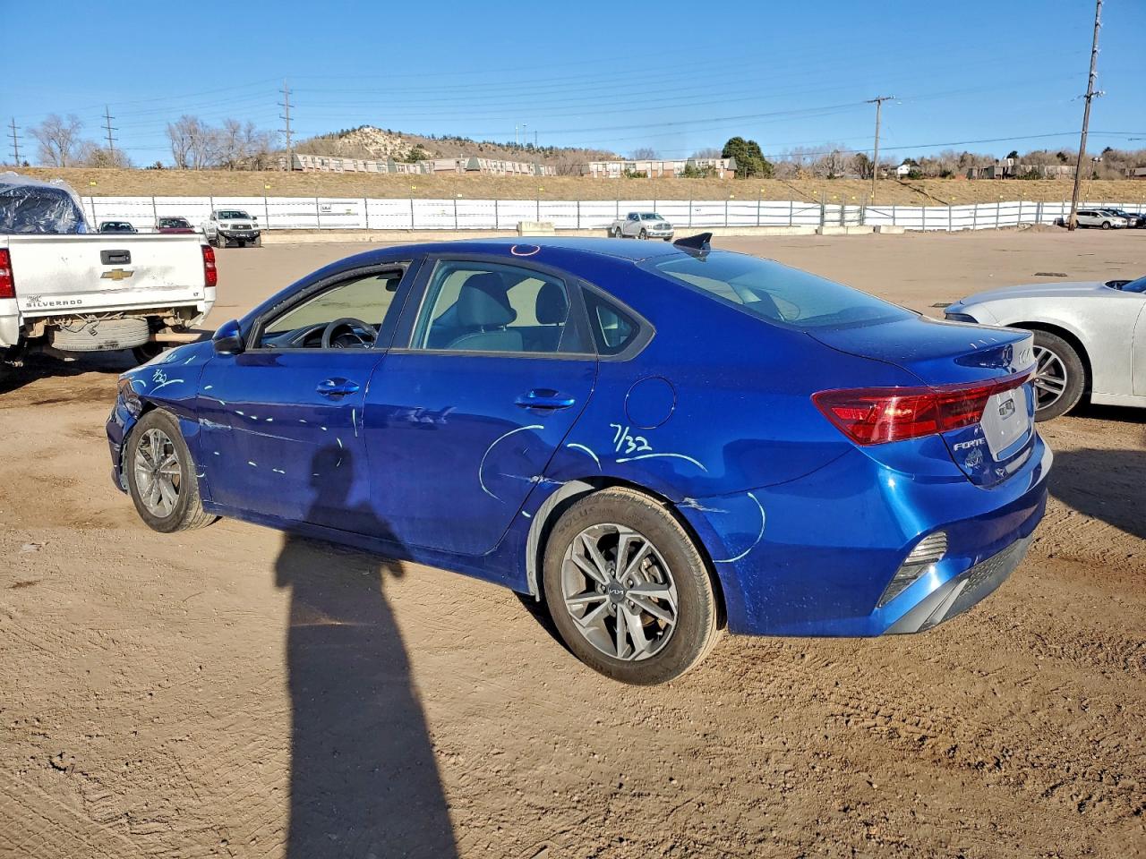 2024 KIA FORTE photo 3