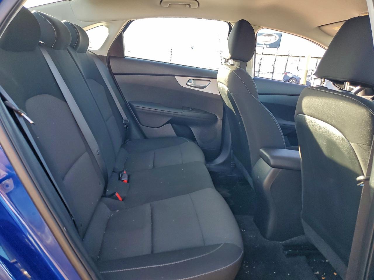 2024 KIA FORTE photo 19
