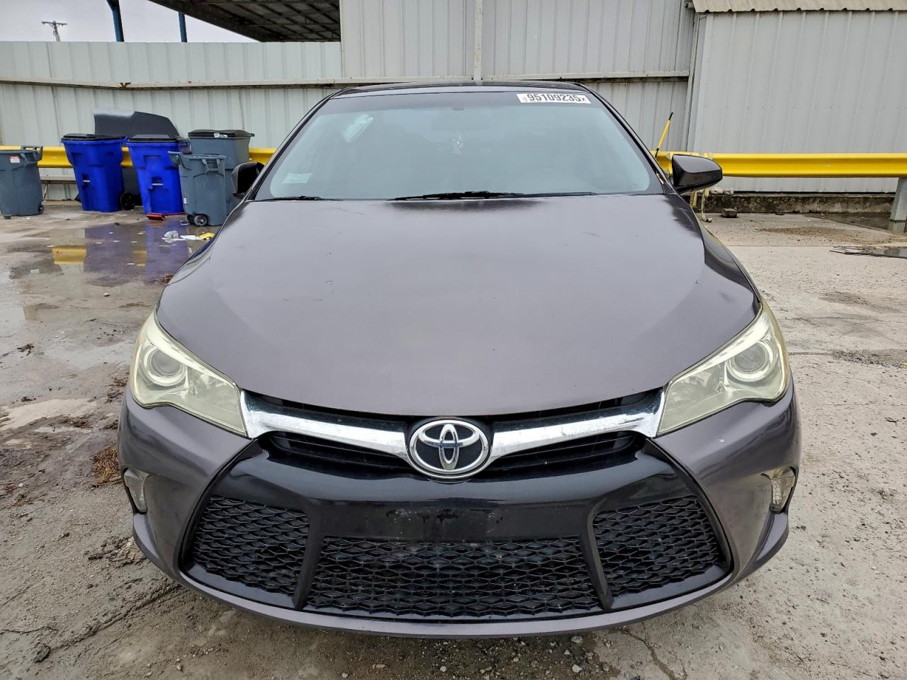 2016 TOYOTA CAMRY LE photo 5
