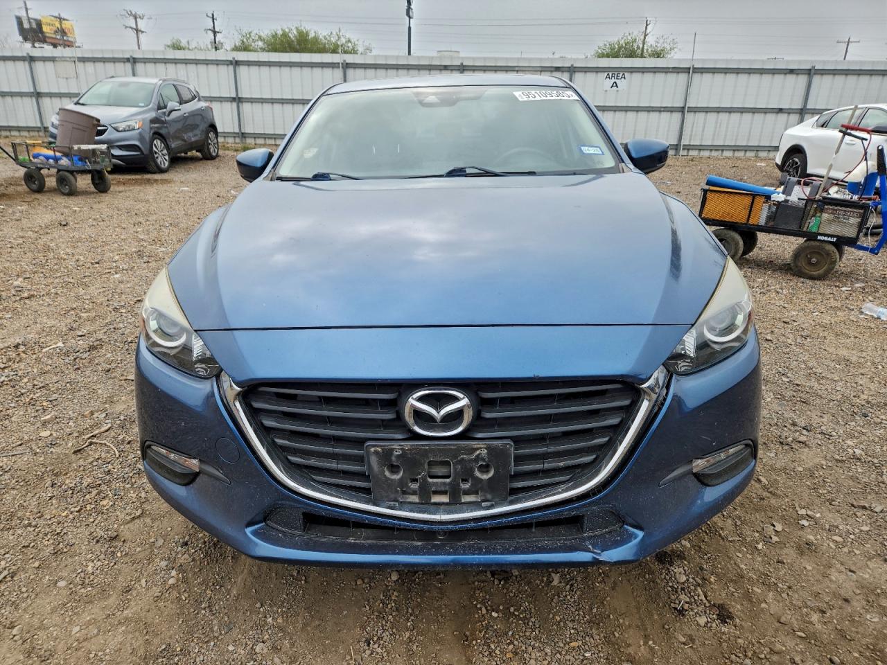 2018 MAZDA 3 TOURING photo 5
