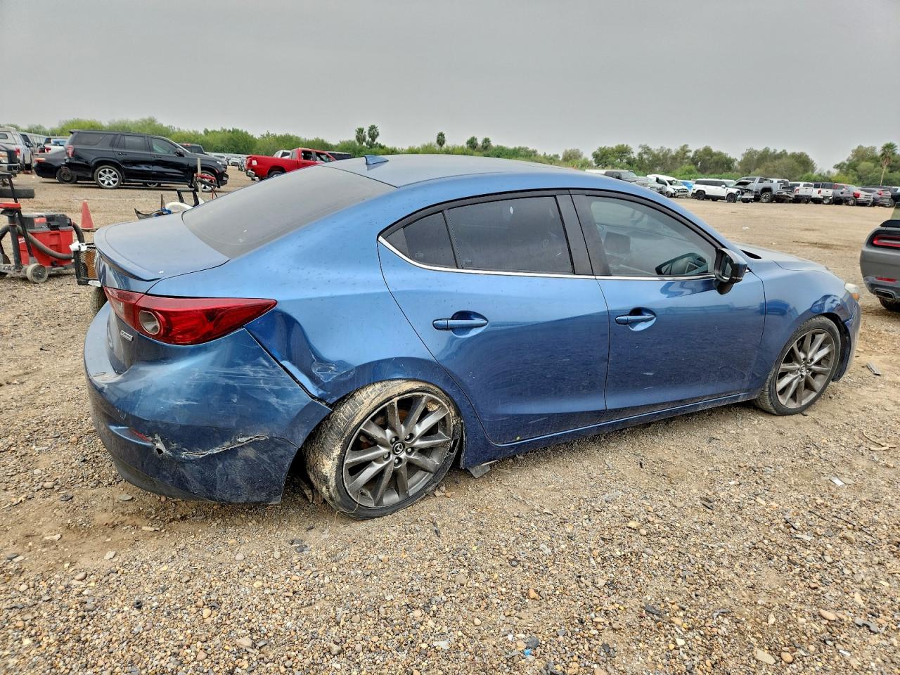 2018 MAZDA 3 TOURING photo 3