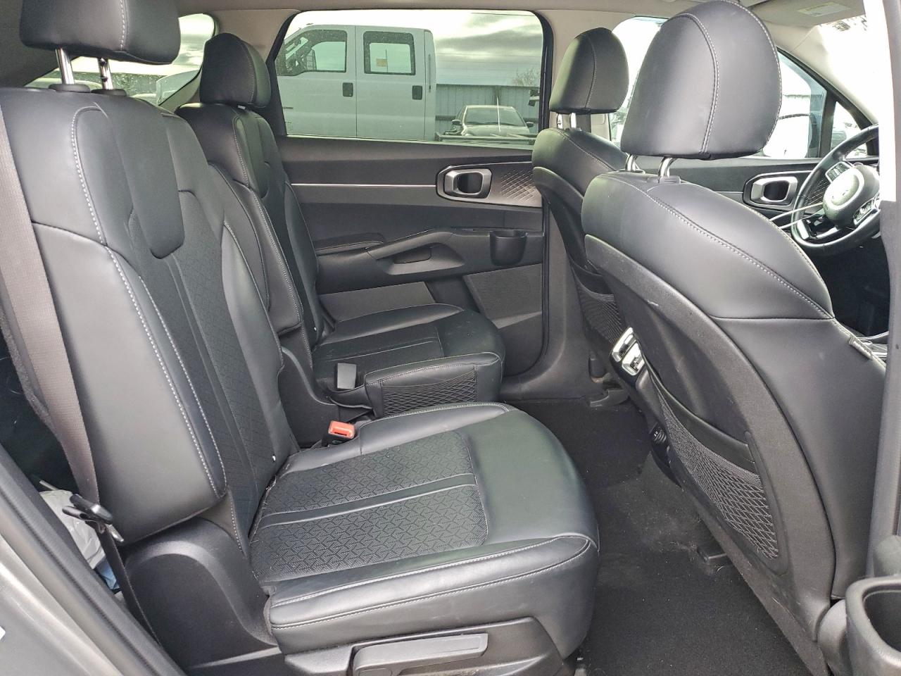 2022 KIA SORENTO photo 21