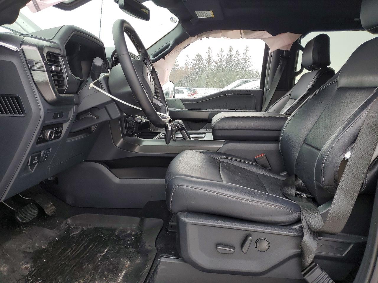 2025 FORD F150 LARIAT photo 19