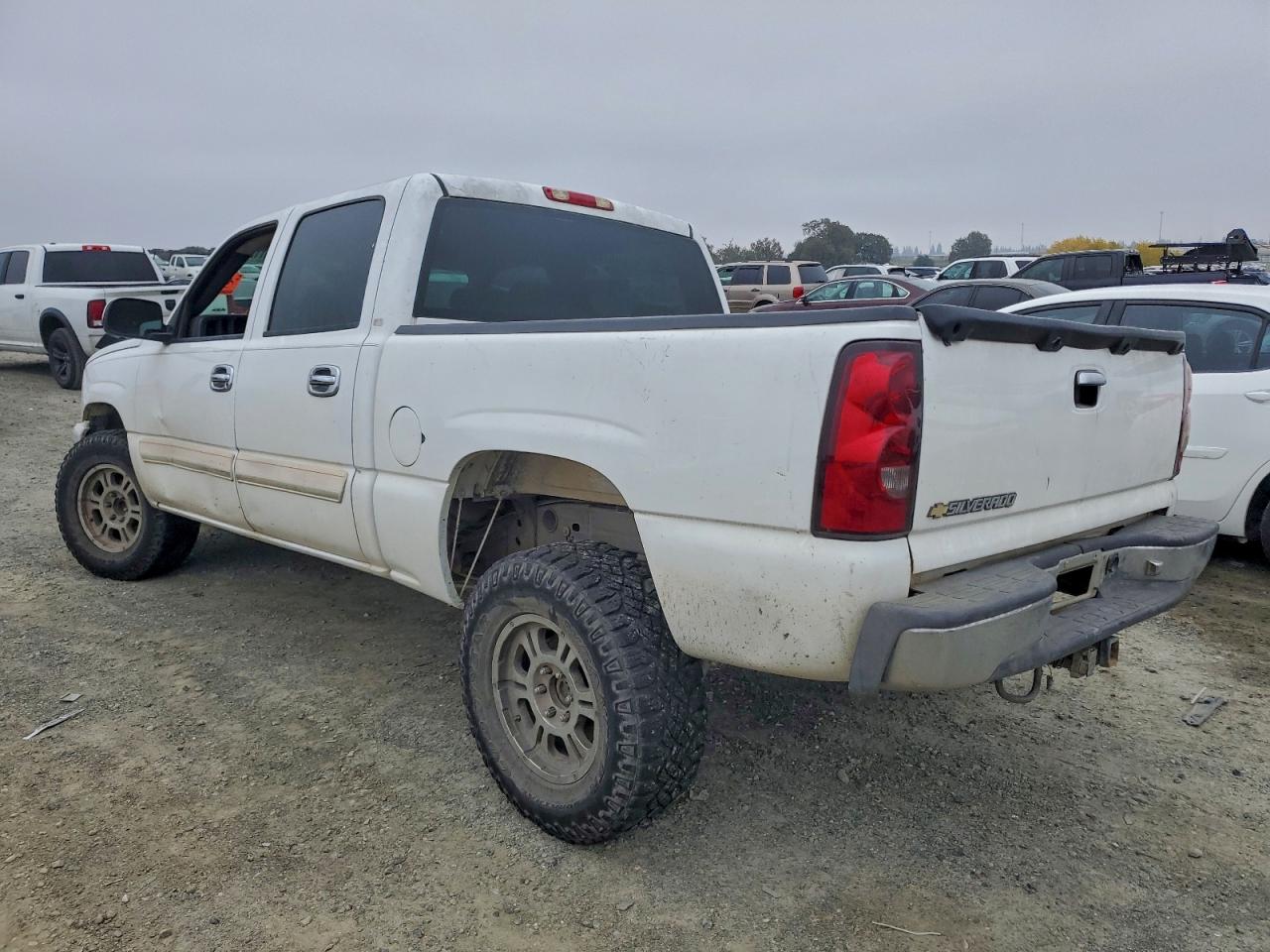 2006 CHEVROLET SILVERADO C1500 photo 4
