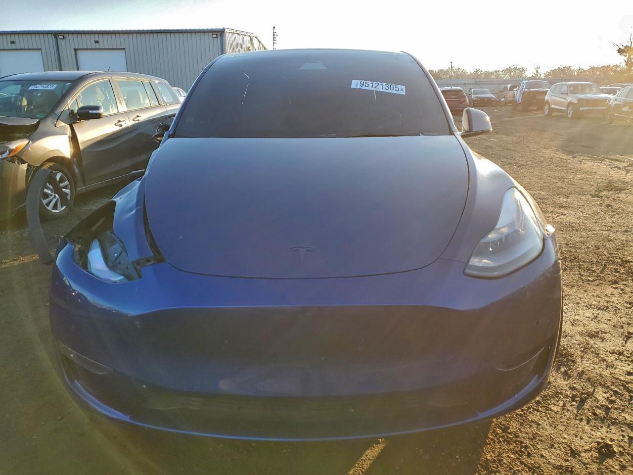 2021 TESLA MODEL Y photo 9