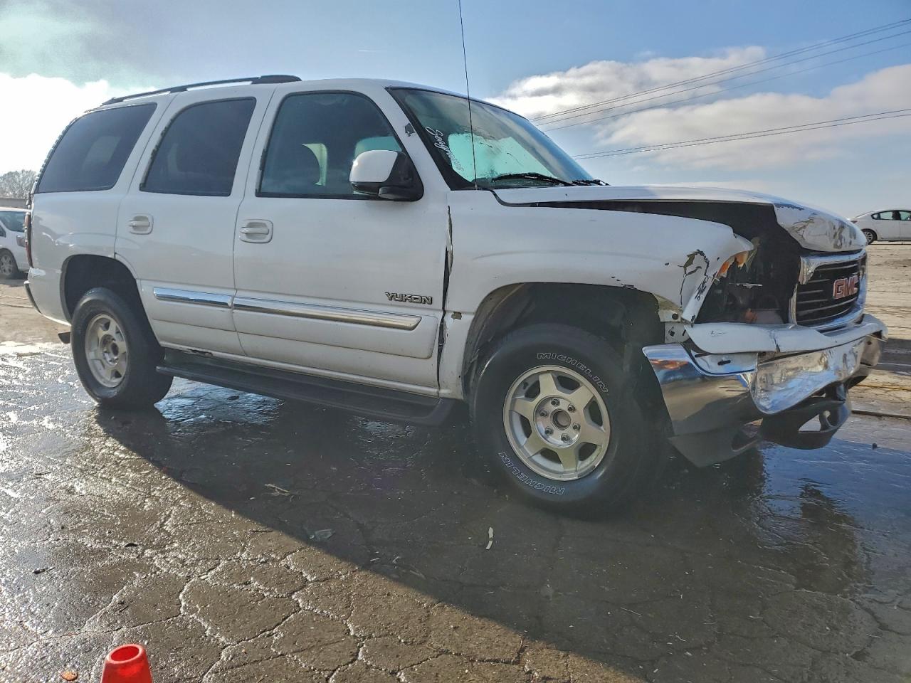 2004 GMC YUKON photo 7