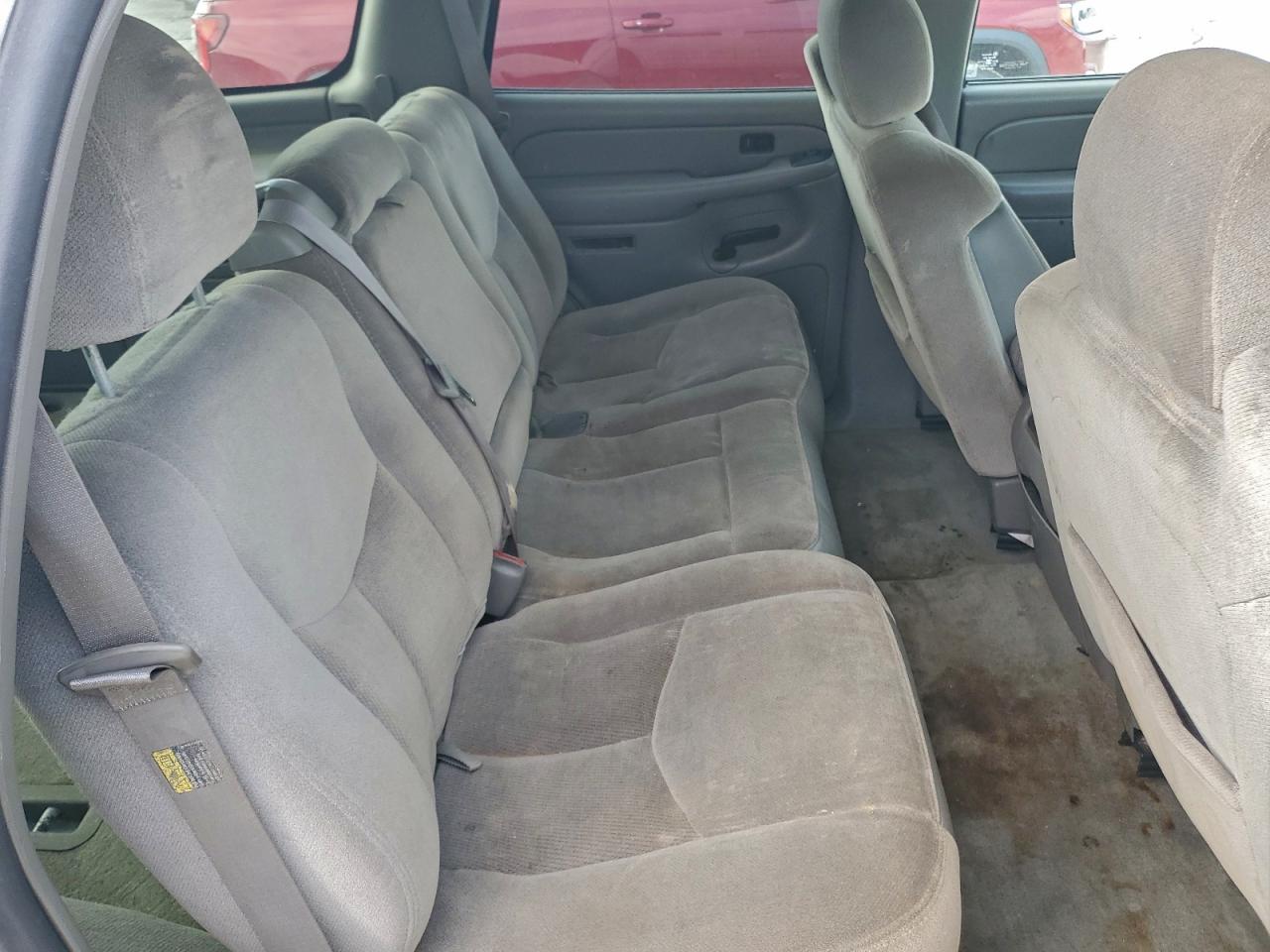 2004 GMC YUKON photo 21