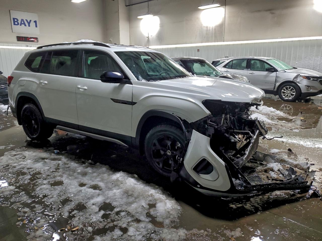 2024 VOLKSWAGEN ATLAS PEAK EDITION SE photo 4
