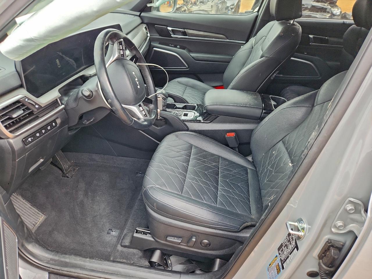 2025 KIA TELLURIDE EX photo 13