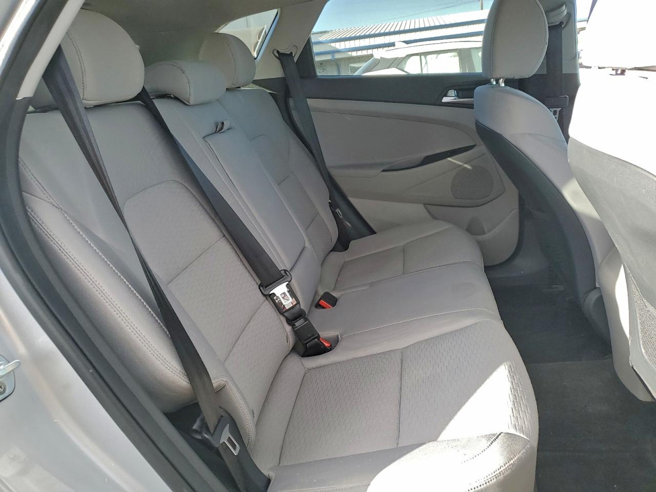 2019 HYUNDAI TUCSON SE photo 21
