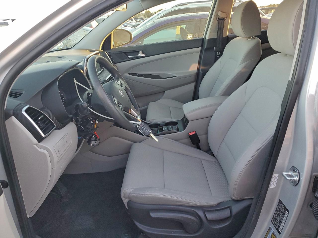 2019 HYUNDAI TUCSON SE photo 13