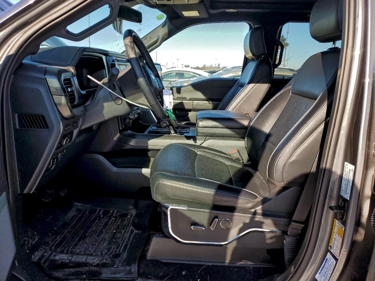 2024 FORD F150 LARIAT photo 7