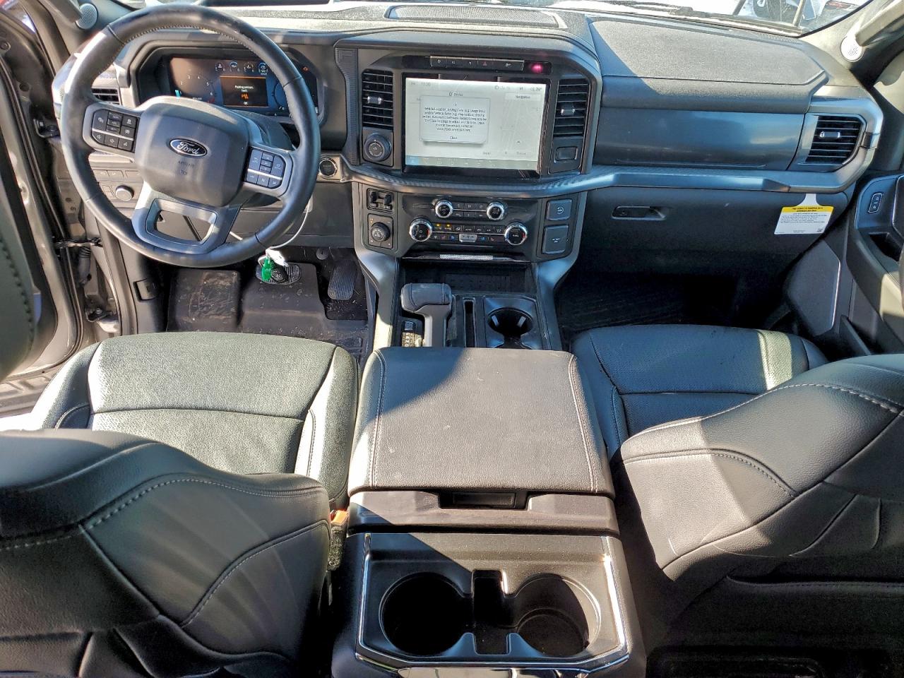 2024 FORD F150 LARIAT photo 8
