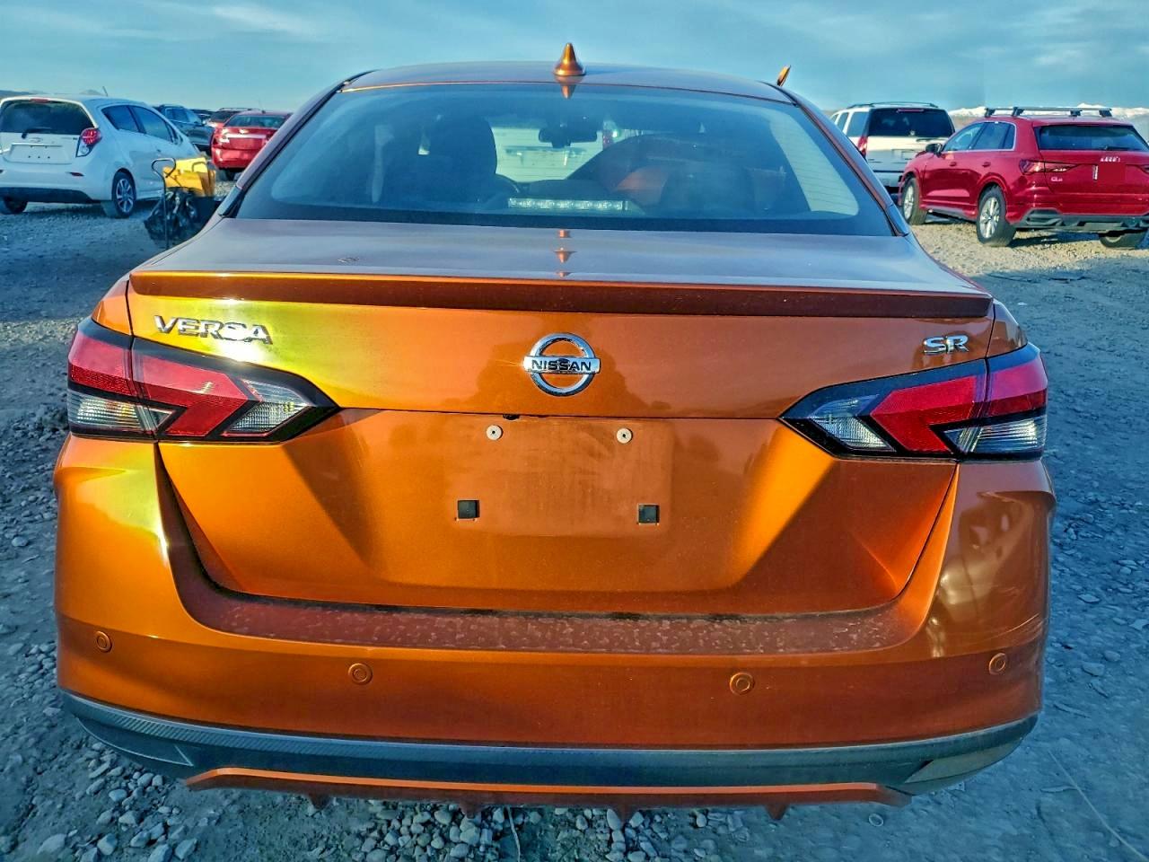 2020 NISSAN VERSA SR photo 6