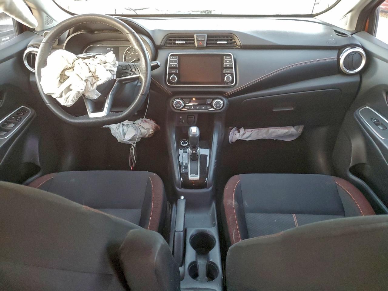 2020 NISSAN VERSA SR photo 8