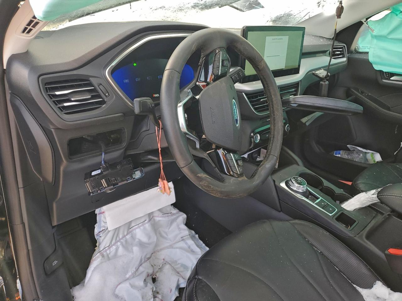 2025 FORD ESCAPE photo 8