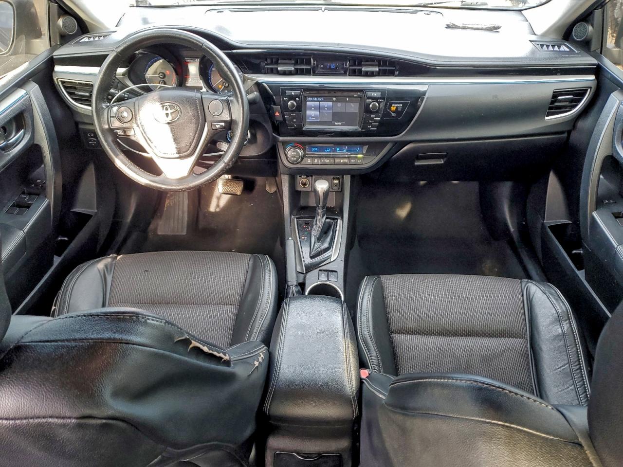 2014 TOYOTA COROLLA photo 22