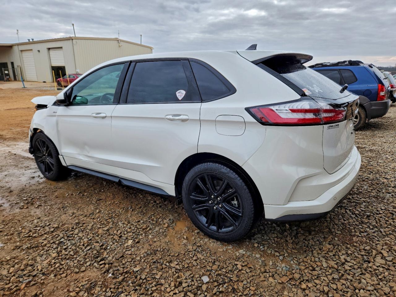 2024 FORD EDGE SEL photo 3