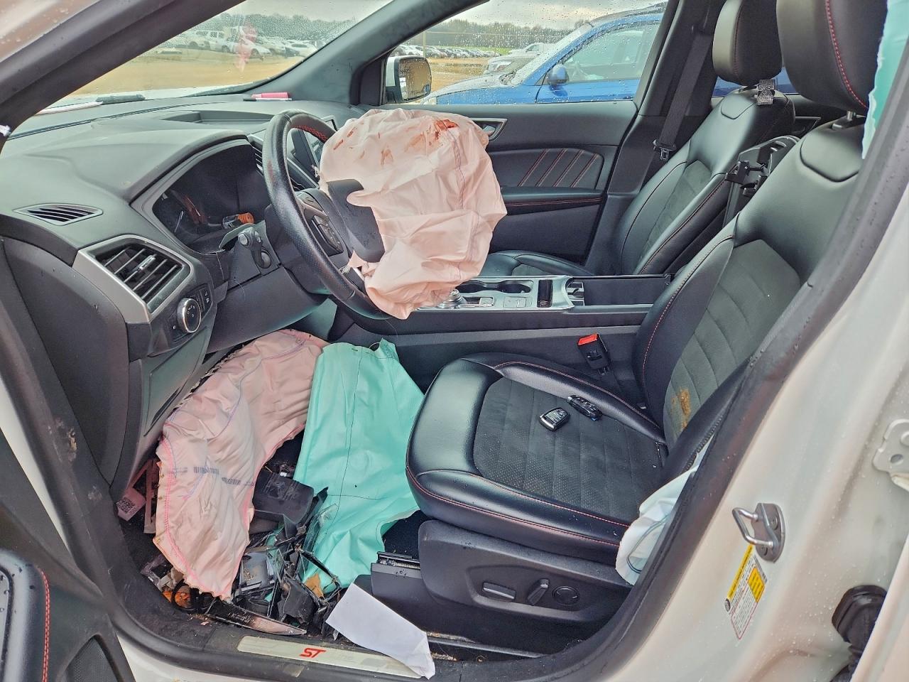 2024 FORD EDGE SEL photo 13