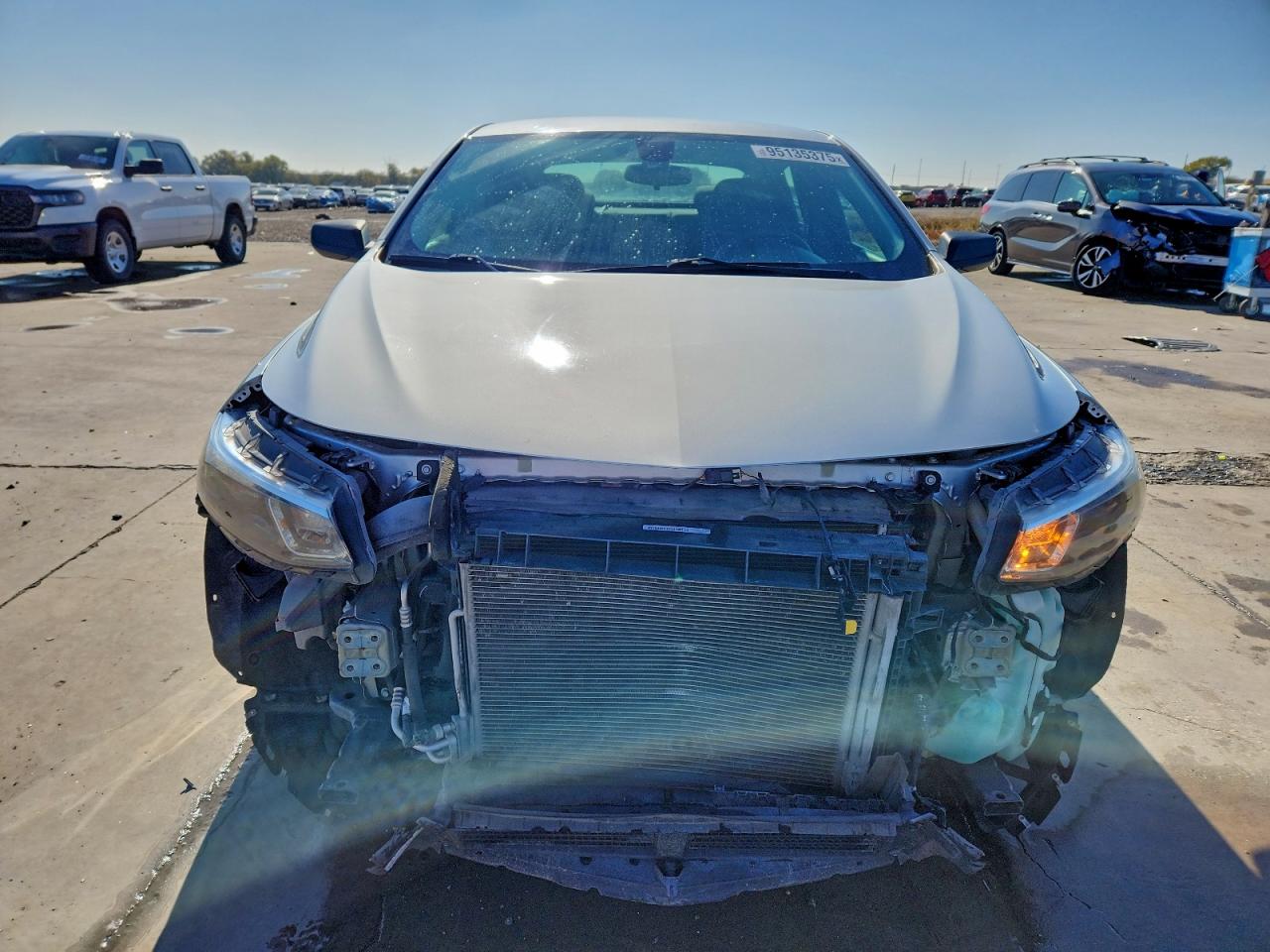 2018 CHEVROLET MALIBU LS photo 5