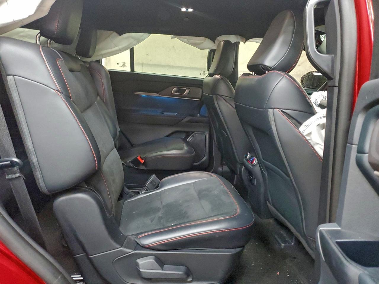 2025 FORD EXPLORER ST photo 11